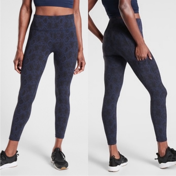 Athleta Pants - Athleta‎ Ultimate Stash Pocket Snake 7/8 Leggings Size Small
